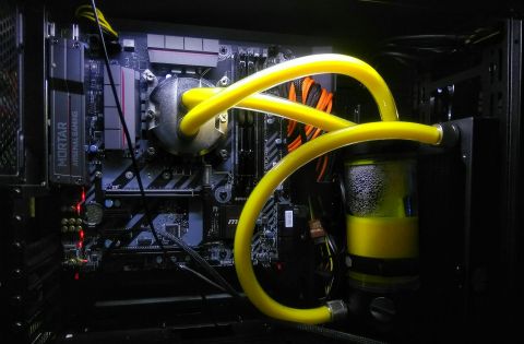 Η Επιτροπή αυξάνει την ασφάλεια των υποβρύχιων καλωδίων με επενδύσεις ύψους 347 εκατ. ευρώ και νέα εργαλειοθήκη