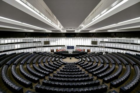 Ευρωβαρόμετρο: ένταση της ανησυχίας, αύξηση των προσδοκιών για ευρωπαϊκή δράση