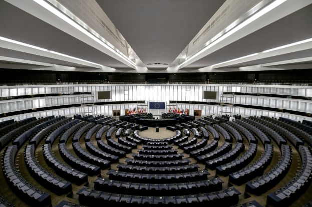 Ευρωβαρόμετρο: η ανασφάλεια στον κόσμο γεννά υψηλές προσδοκίες από την ΕΕ