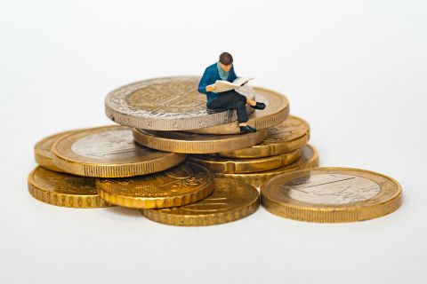 Η Επιτροπή επικαιροποιεί τις κατευθυντήριες γραμμές σχετικά με την εφαρμογή του μηχανισμού ανάκαμψης και ανθεκτικότητας