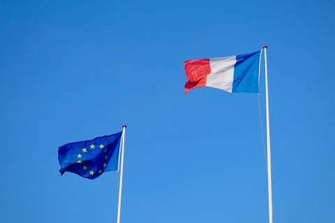 Η Επιτροπή χαιρετίζει την επιλογή της Λιλ ως έδρας της Τελωνειακής Αρχής της ΕΕ *