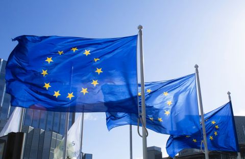 Οι Επίτροποι Καδής και Μικάλεφ συμμετέχουν στον διάλογο με τη νεολαία της Αρκτικής