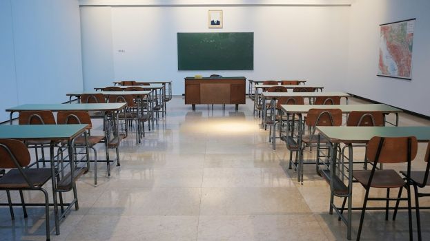 Η Επιτροπή αποφασίζει να παραπέμψει την Ελλάδα στο Δικαστήριο της ΕΕ λόγω των όρων απασχόλησης που εισάγουν διακρίσεις εις βάρος των εκπαιδευτικών δημόσιων σχολείων