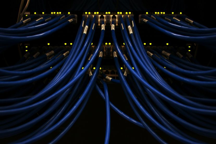 Η Επιτροπή χρηματοδοτεί τους πρώτους περιφερειακούς κόμβους καλωδίων και προκηρύσσει πρόσκληση υποβολής προτάσεων ύψους 40 εκατ. ευρώ για ικανότητα επισκευής καλωδίων