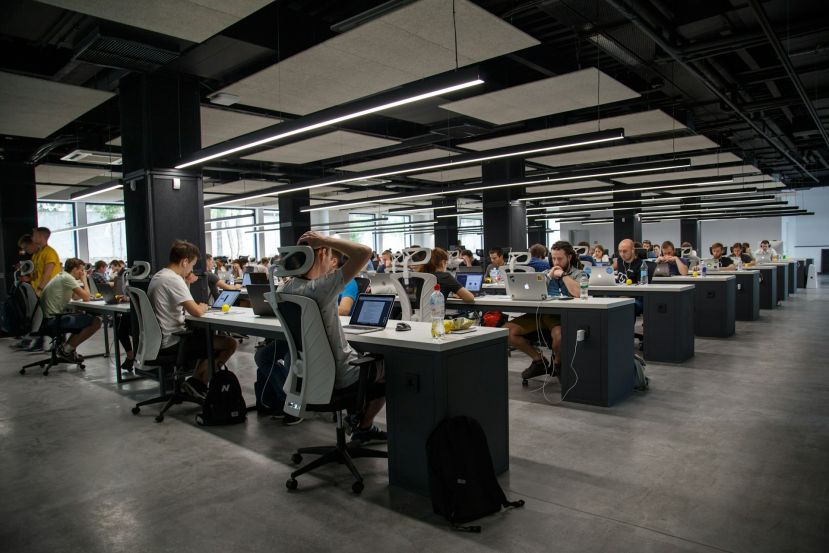 Ευρωπαϊκό Ταμείο Προσαρμογής στην Παγκοσμιοποίηση: Πράσινο φως από το Συμβούλιο για τη στήριξη των εργαζομένων που διατρέχουν άμεσο κίνδυνο απόλυσης